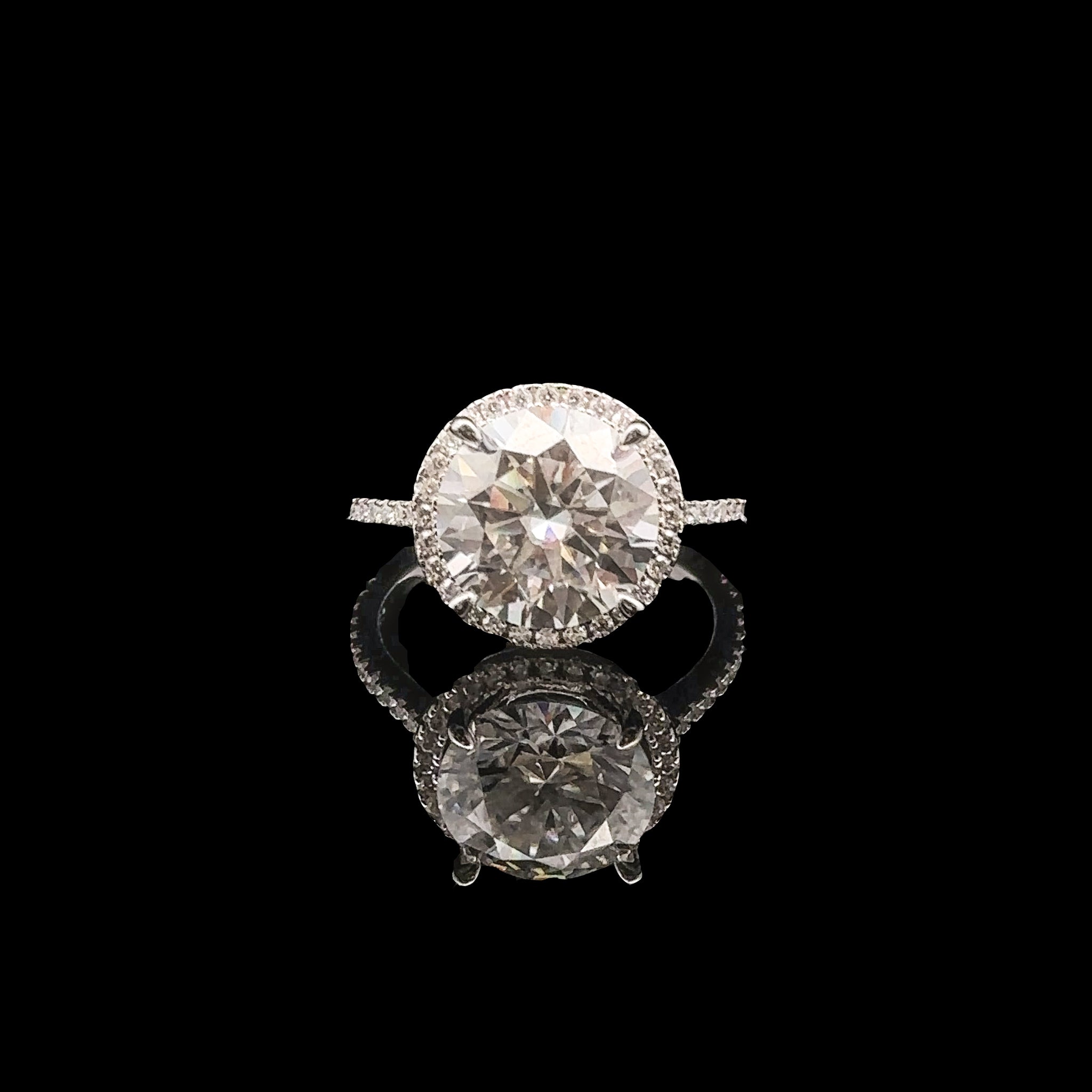 Close-up of Lunara 925 silver moissanite ring on hand, showing lab diamond brilliance
