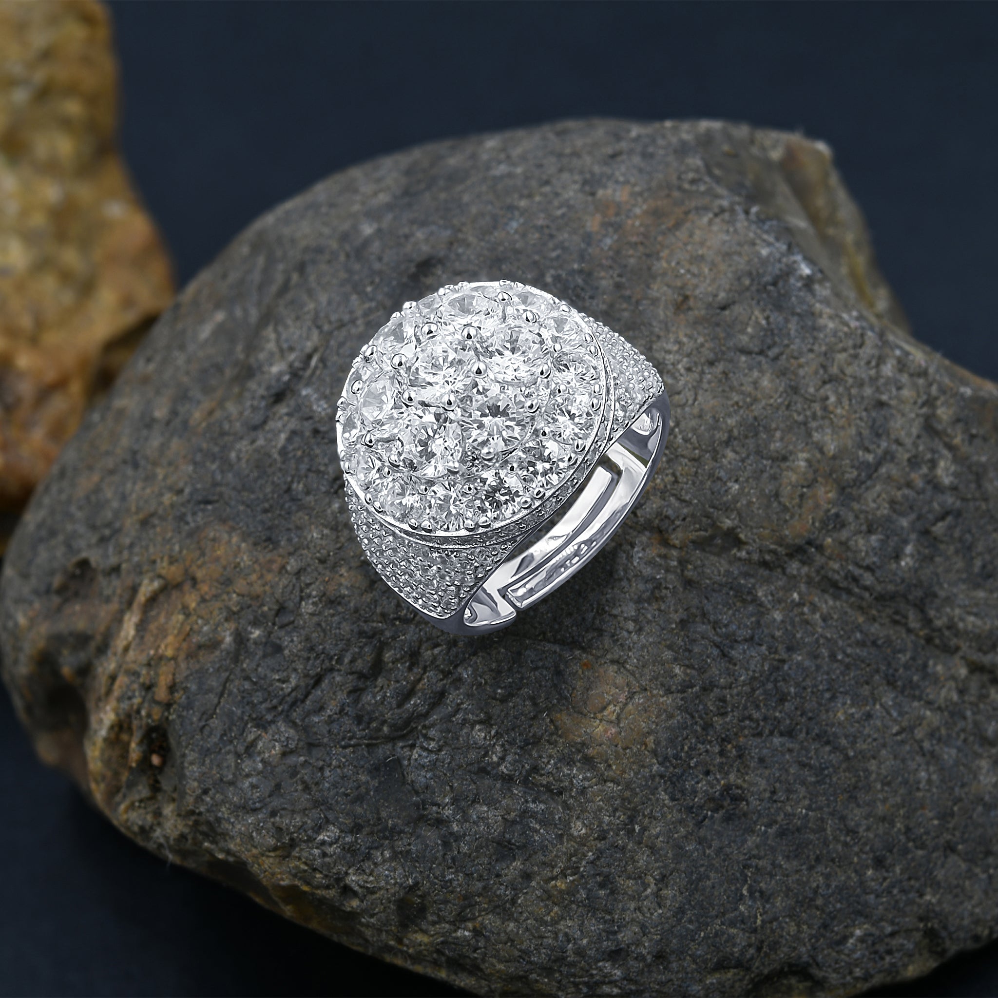 Angelic 925 silver ring with cubic zirconia stones, close-up view of the prong setting.
